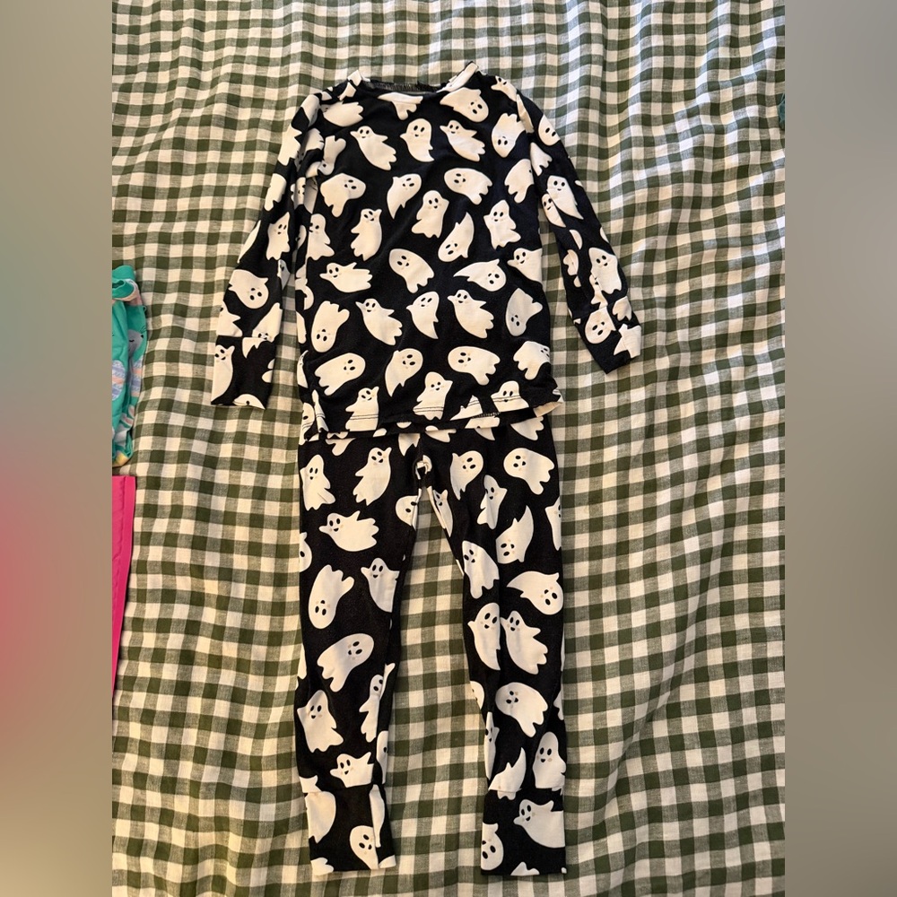 Bums and Roses Glow in the dark ghost PJs